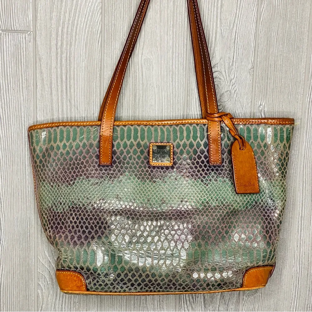 Vintage green metallic Dooney & Bourke Snakeskin Purse / bag handbag - Image 2