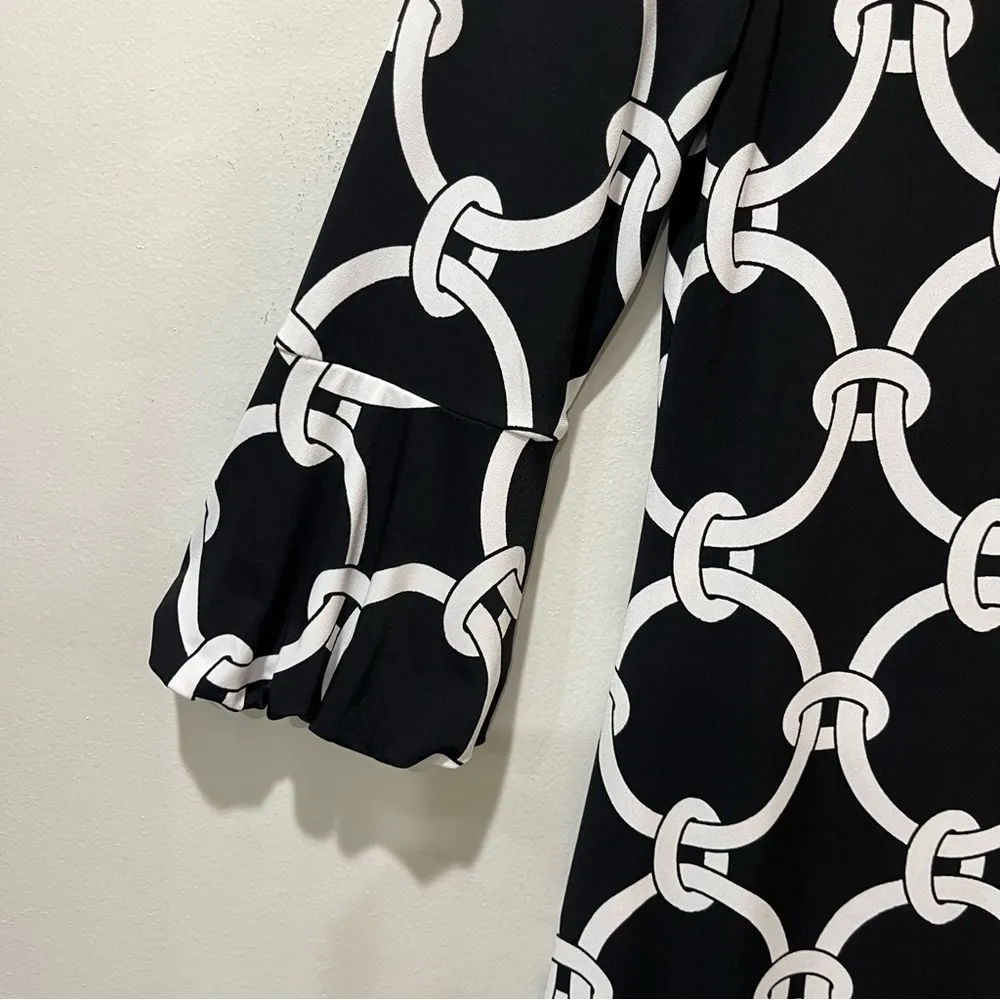 White House Black Market midi dress womens medium blackwhite shift Bell Sleeves - Image 5