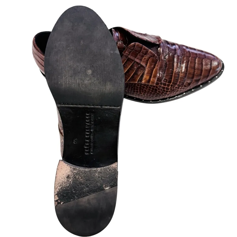 Freda Salvador Embossed Leather cut - Image 9