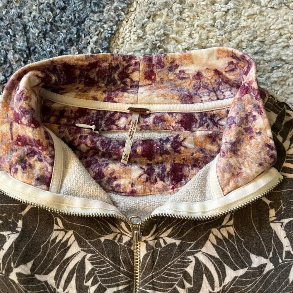 Boho Free People Cropped Floral Sweatshirt Full Zip Mock Neck Women's Size XS - Image 5