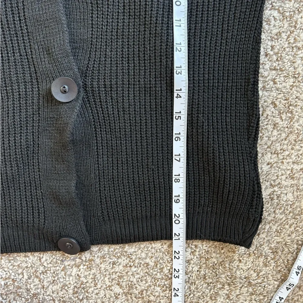 🦋 Boohoo Black Ribbed Cardigan Small Neutral Casual - Image 5