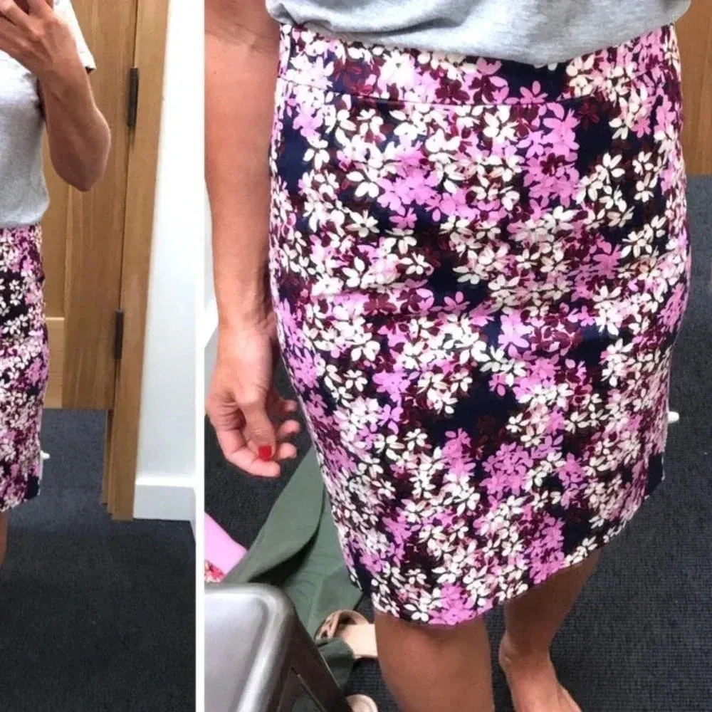 J. Crew | The Pencil Skirt Navy Pink Purple Floral Cotton Pencil Skirt Size 8 - Image 7
