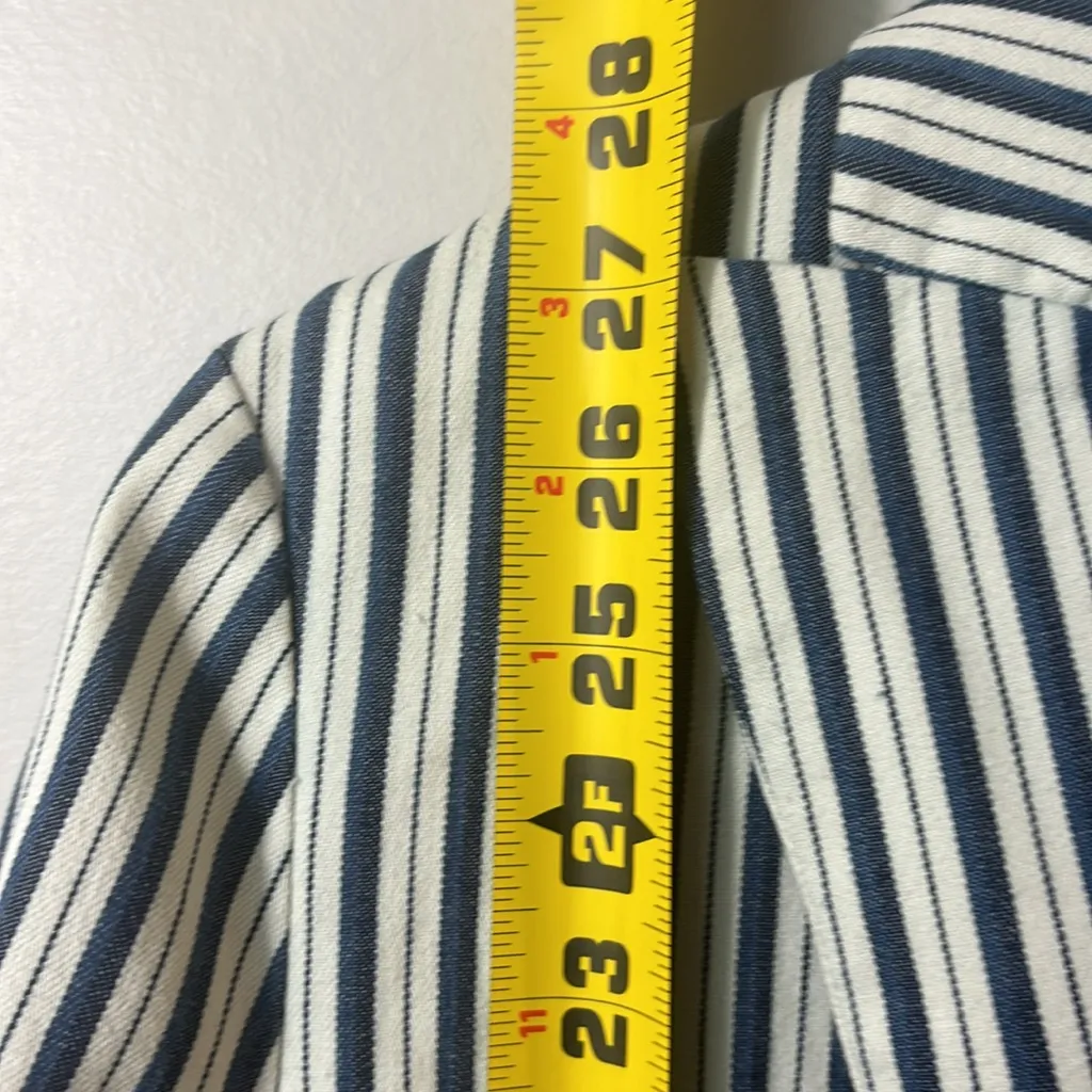 J Crew Classic Willa Blazer white/blue stripe size 6. EUC. Coastal Preppy Office - Image 7