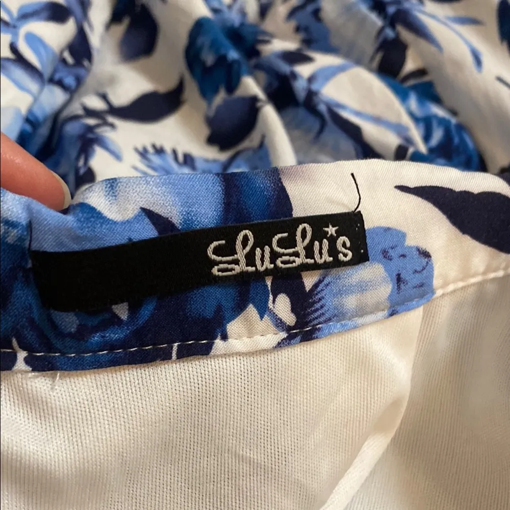 Lulus Blue and white floral Skirt - Image 4