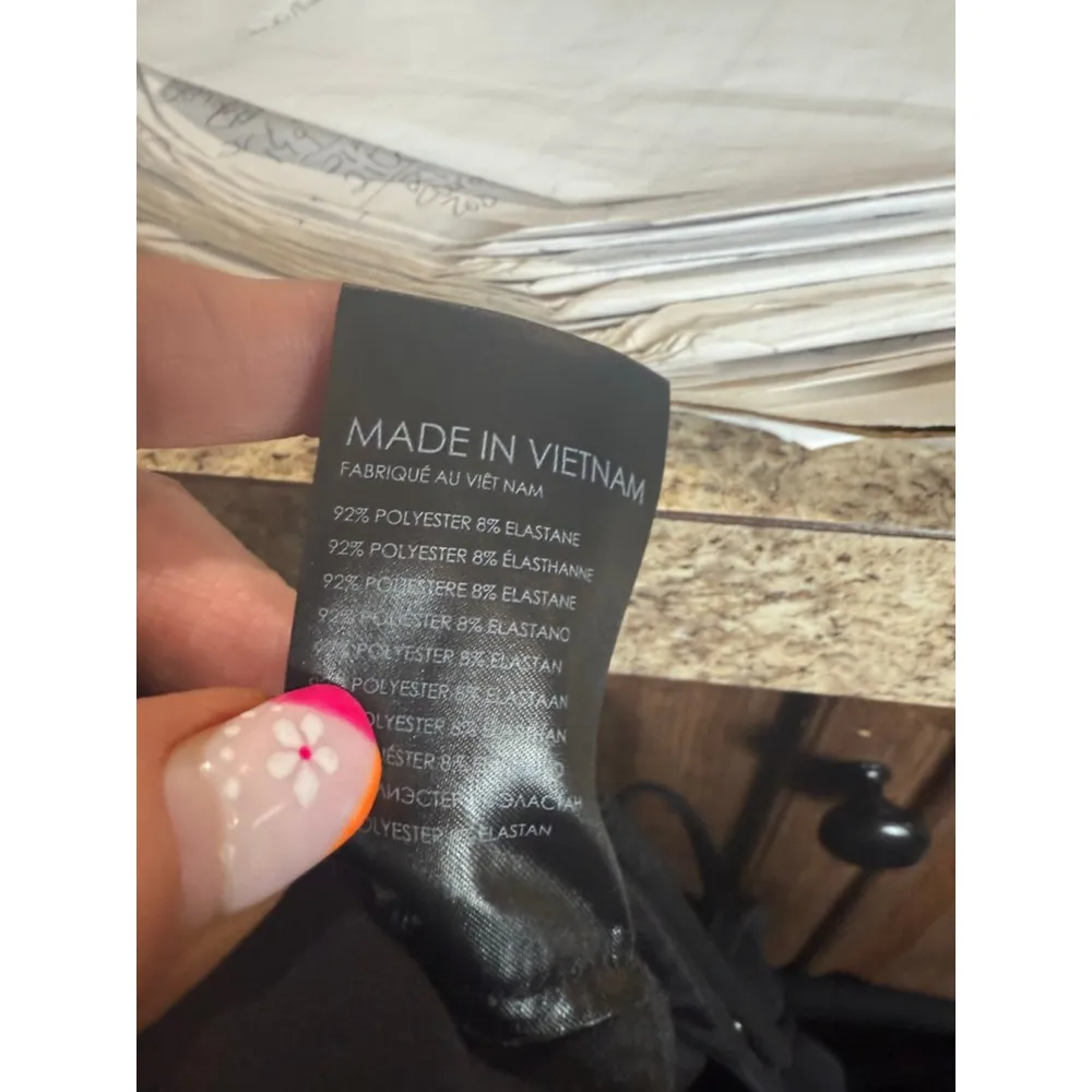 Club Monaco Black Ankle Cropped Drawstring Pants Size 0 - Image 8