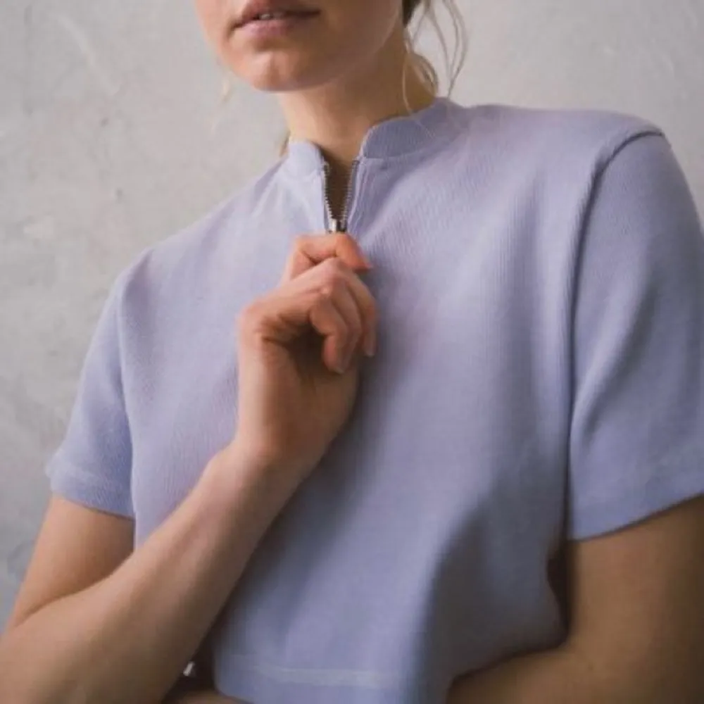 UO Out From Under Ryan Ribbed Half-Zip Cropped Tee in Lavender - Image 5