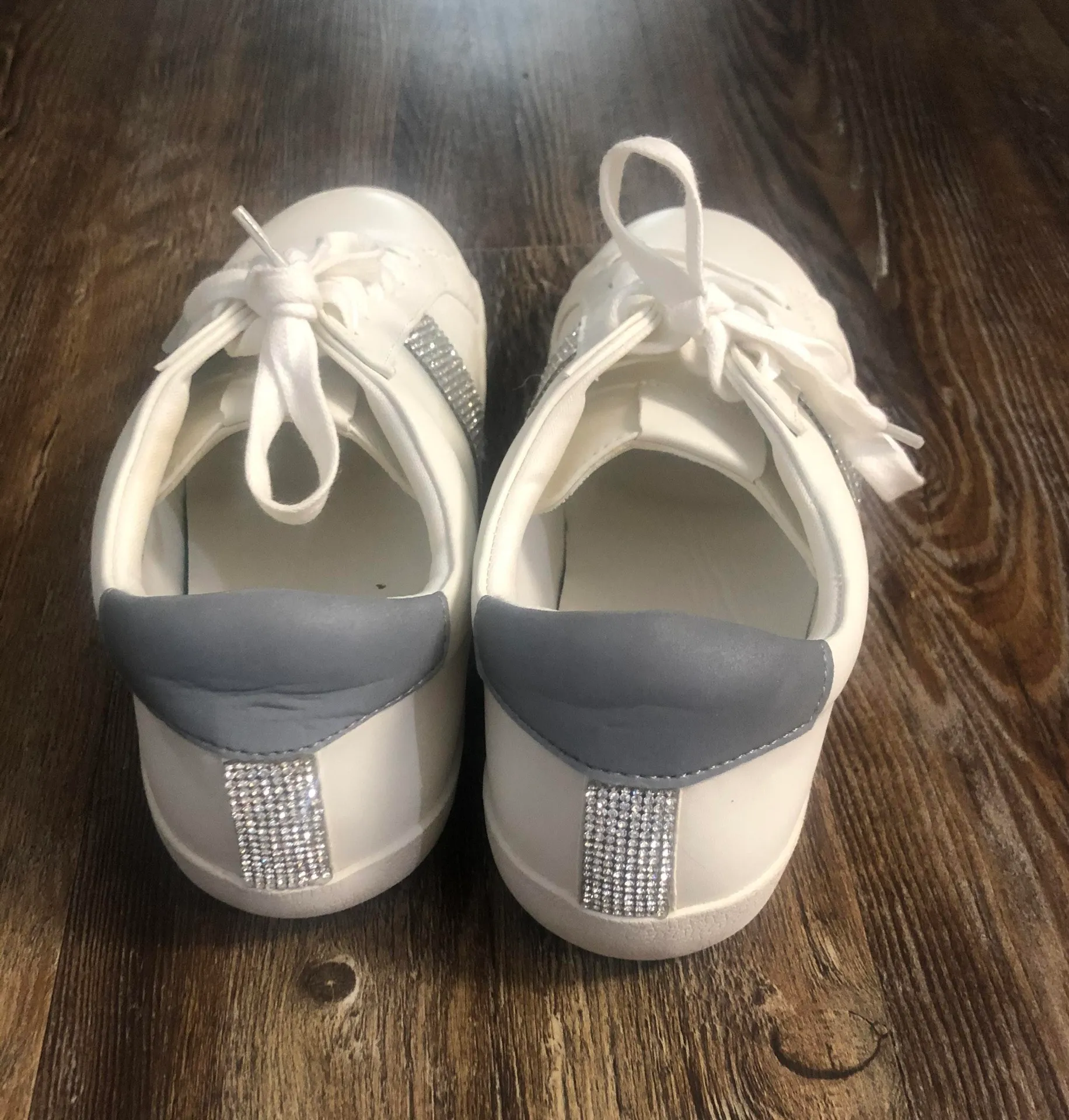 Madden Girl Sneakers - Image 4