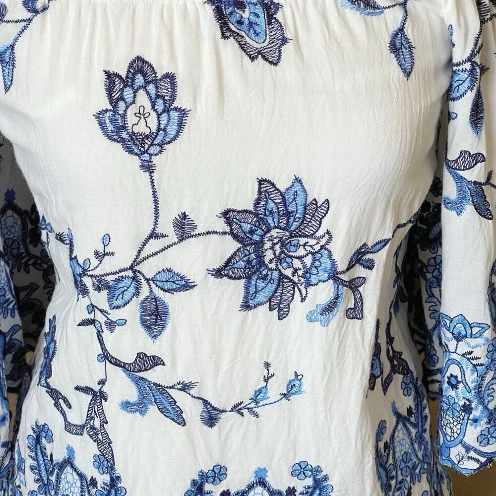 Womens Blouse XS off-shoulder Embroidered Bohomenian Western Countrygirl - Image 5