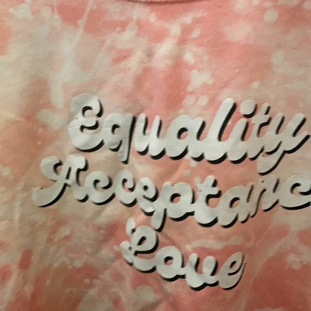 FINAL MARKDOWN Wound up acceptance equality love sweatshirt xxxl - Image 2