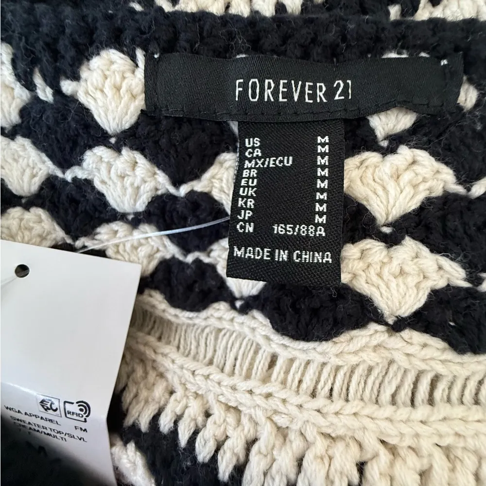 Forever 21 Crochet Sweater‎ Knit Flounce Top Size Medium NWT - Image 4