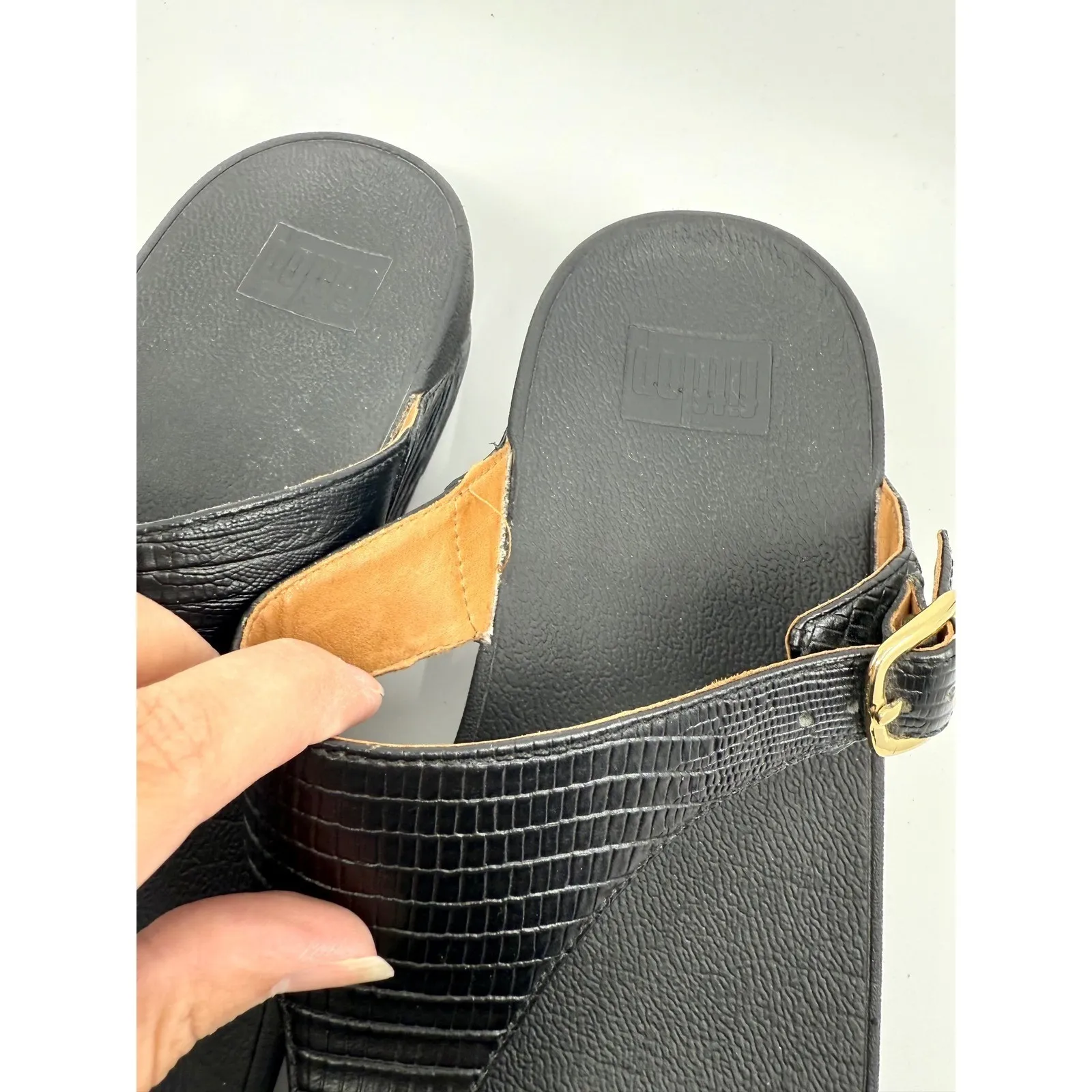 Fitflop‎ Buckle Lizard Embossed Black Leather Adjustable Sandals US 10 EU 42 - Image 3