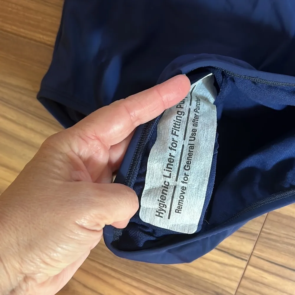 Red and Blue Strapless Swimsuit Size 8 - Image 2