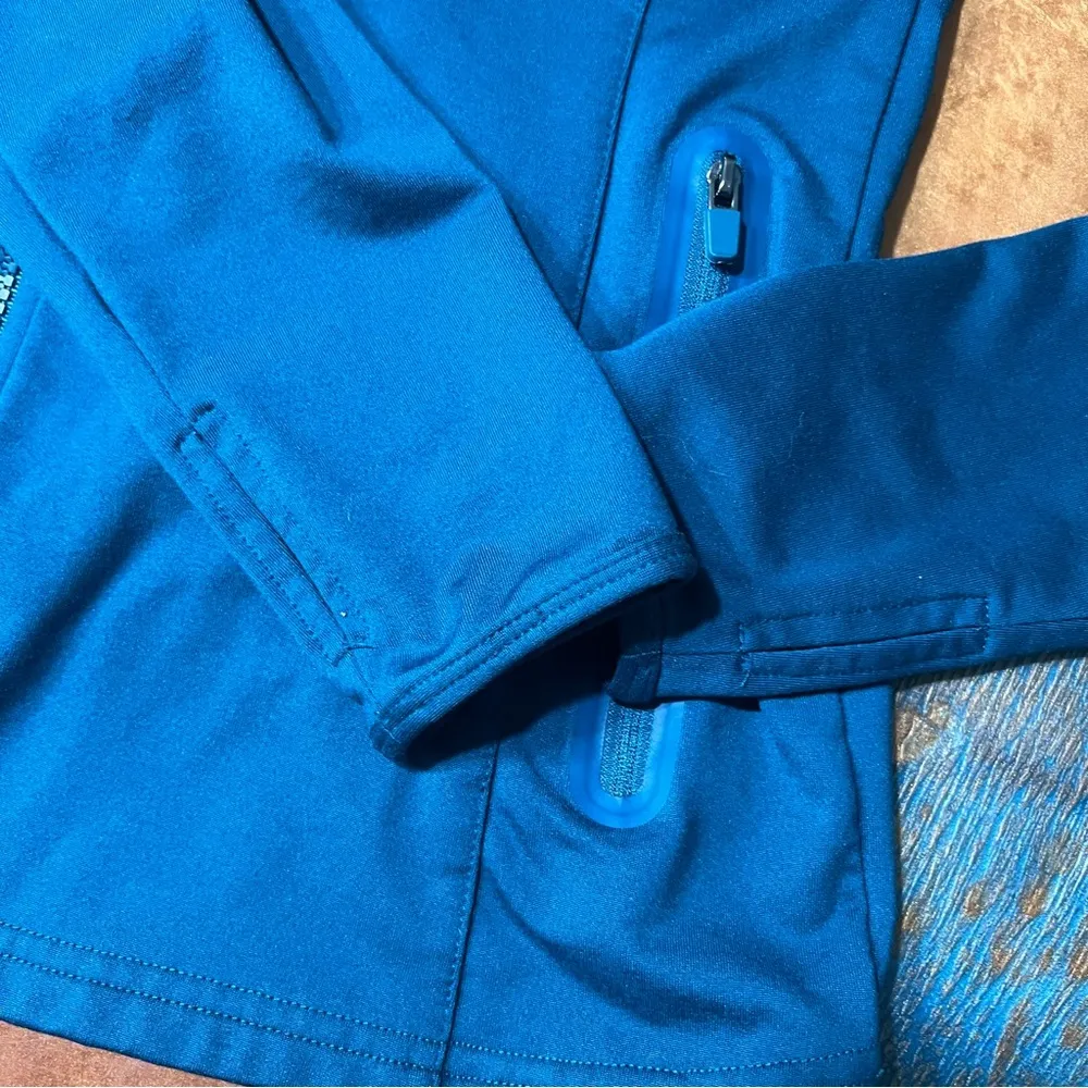 Fabletics Kimmy Jacket Baltic Teal Full Zip size small thimb holes breathable - Image 5