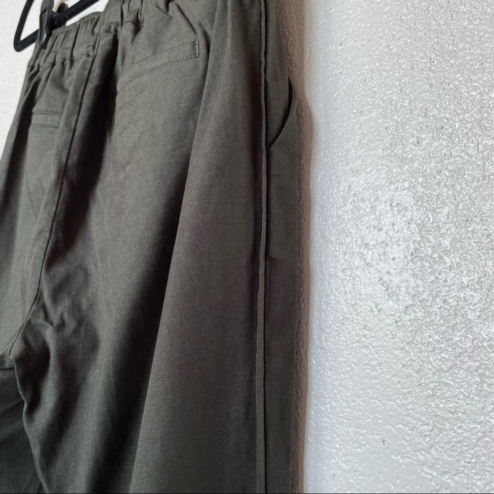 Ecru Pull On Olive Skinny Leg Pants Size Small - Image 8