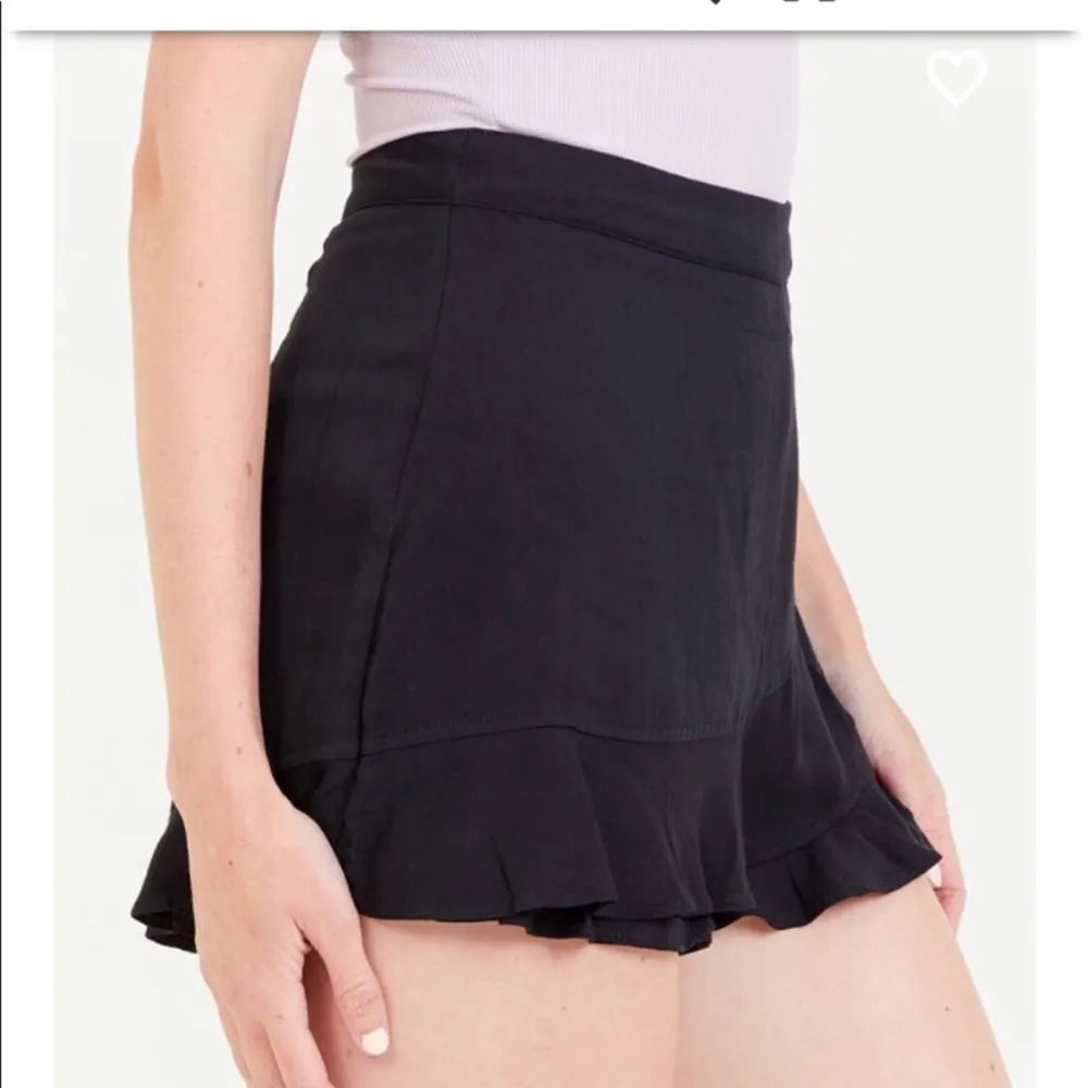 Altar’d State NAVY Quinn Ruffle Skort - Image 3