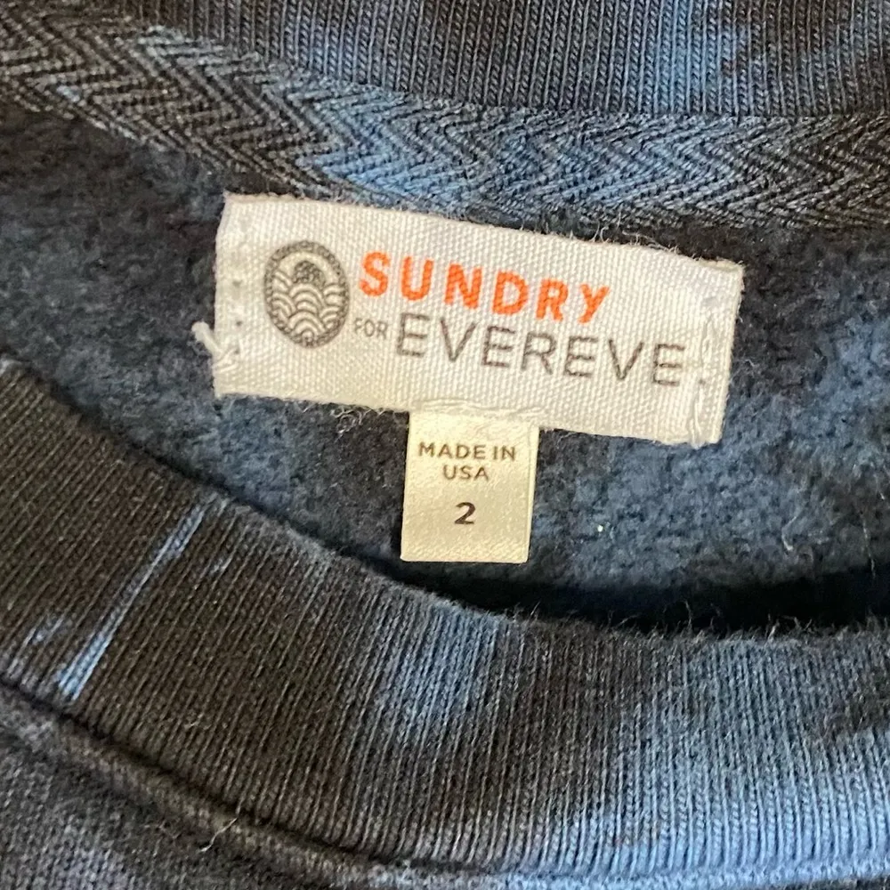 Sundry for Evereve Navy and Black Tie-Dye Tunic Side Zipper Sweatshirt - Image 8