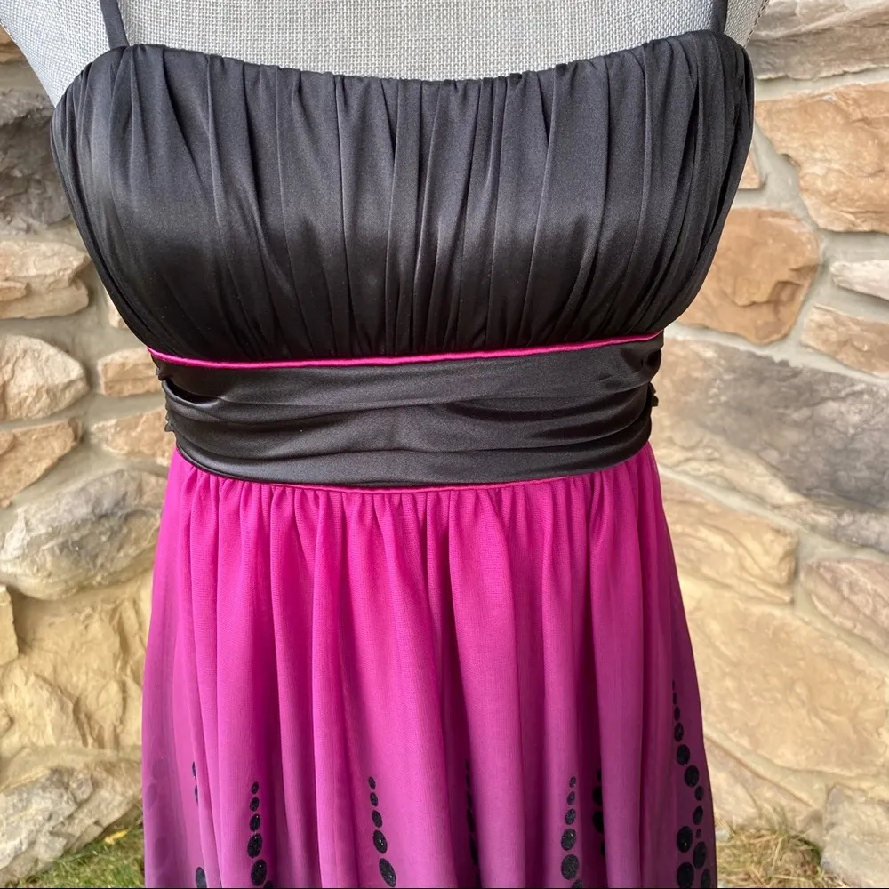 City Triangles Cocktail Dress - Image 4