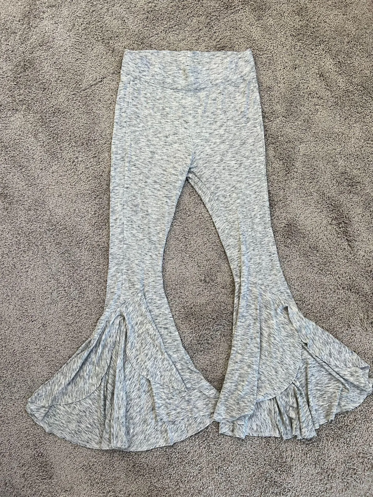 Low And Flow Flare Pants - Image 5