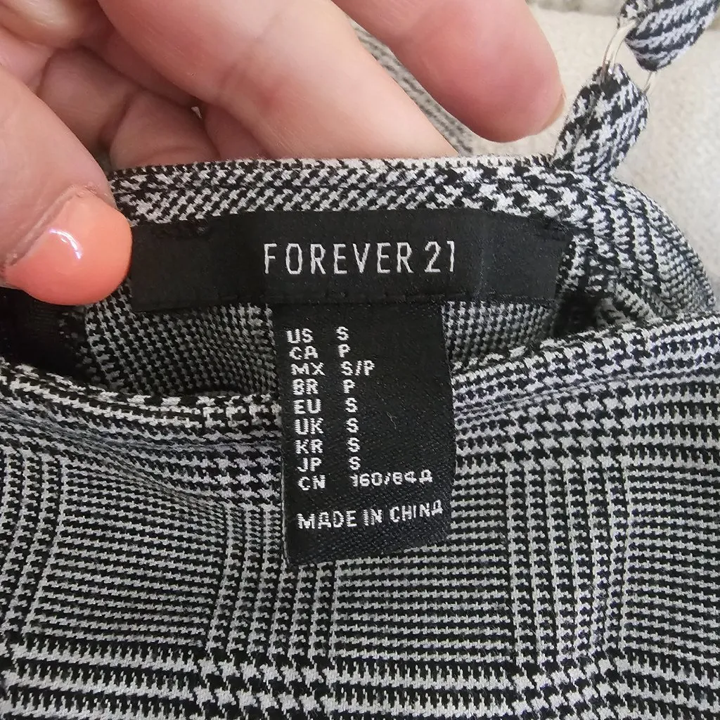Forever 21 Plaid Fitted Mini Dress – Size Small – Adjustable Straps - Image 2