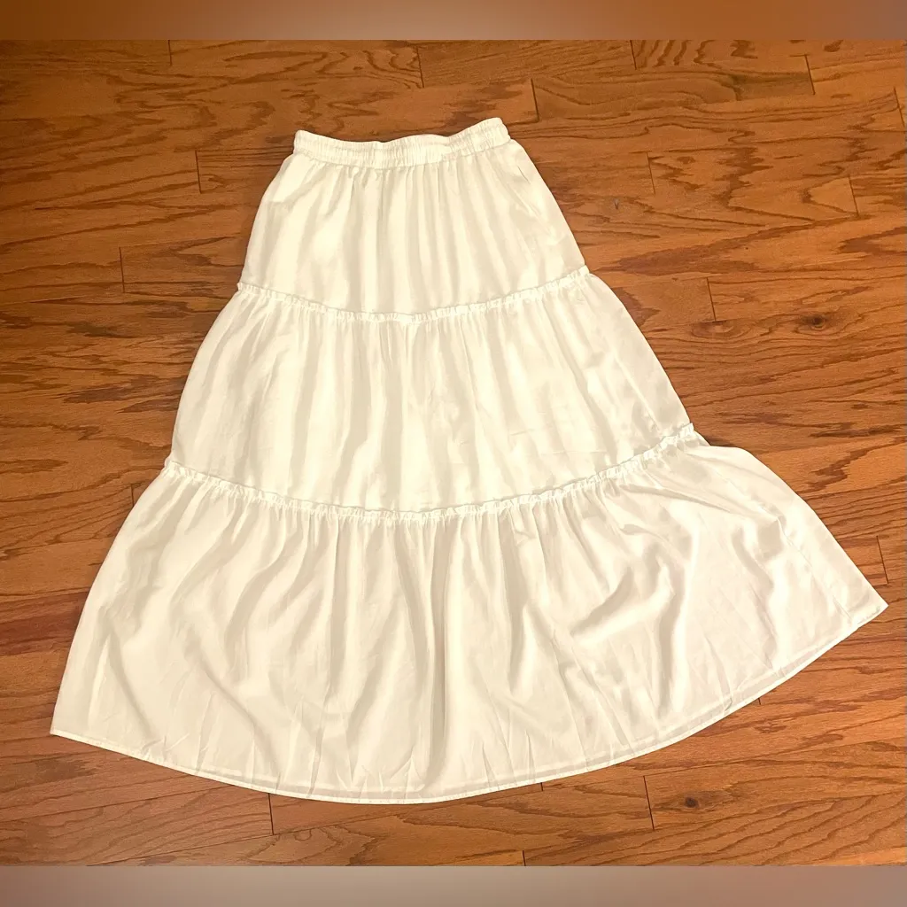 Amazon- White Tiered Maxi Skirt Size M - Image 5
