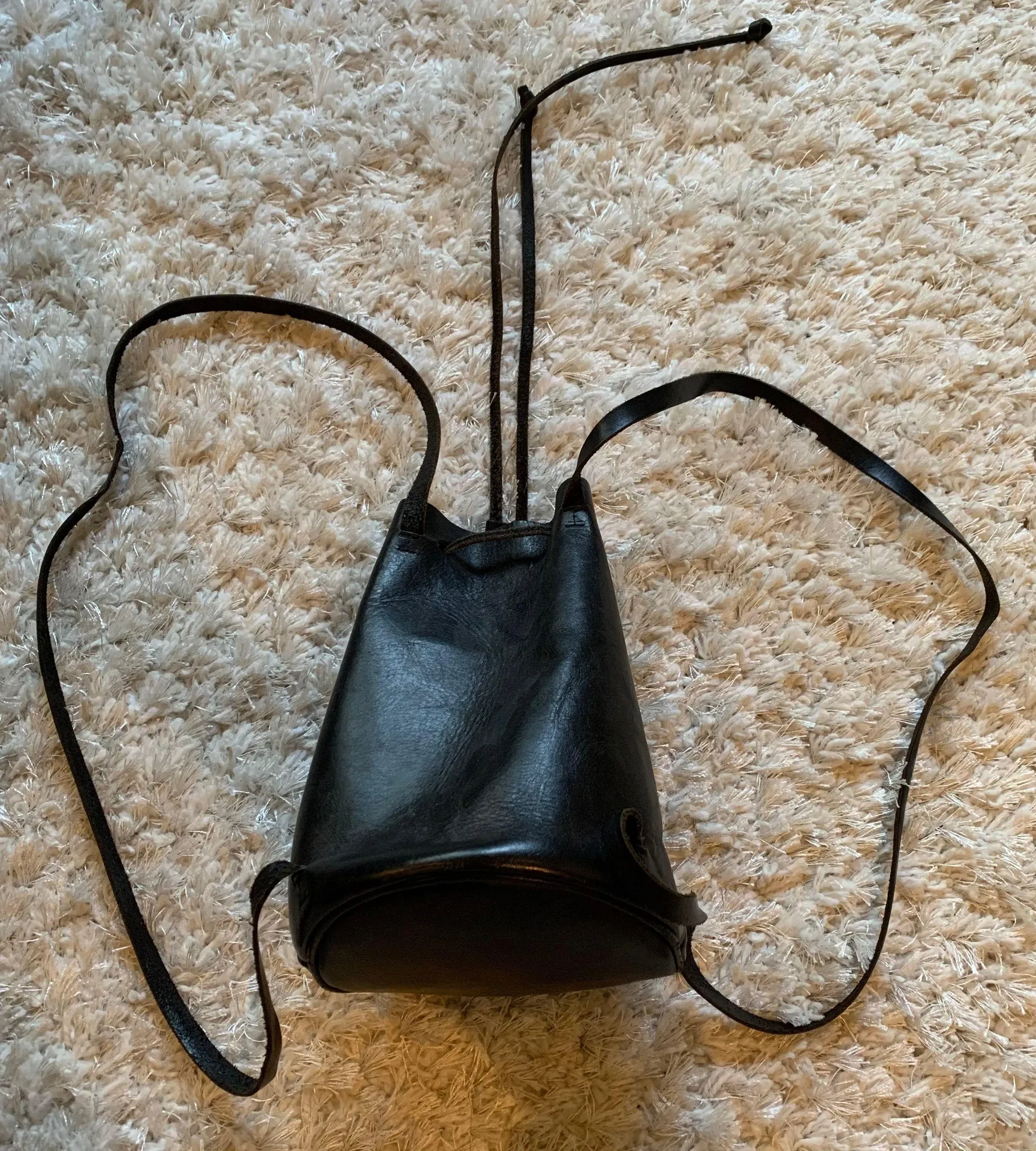 Brandy Melville Leather Bucket Bag Backpack - Image 7