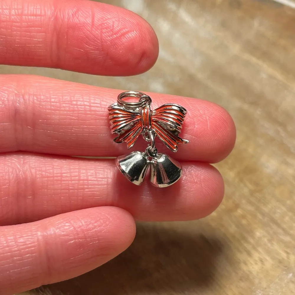 Christmas Red Bow & Jingle Bells Sterling Silver Charm - Image 9