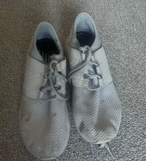 New balance sneakers size 8 women’s - Image 2