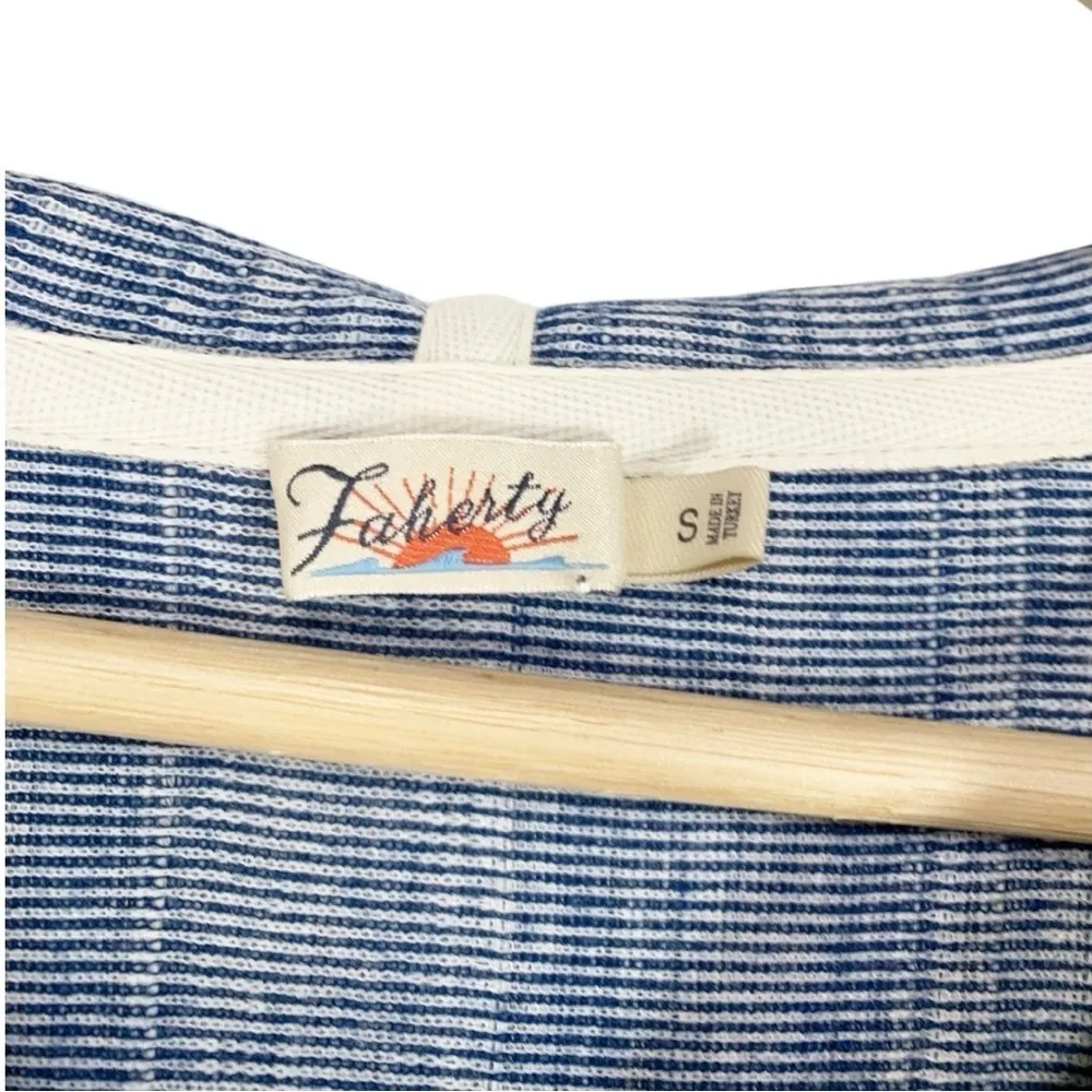 Faherty Islet Poncho Hoodie Sweatshirt Size Small - Image 8