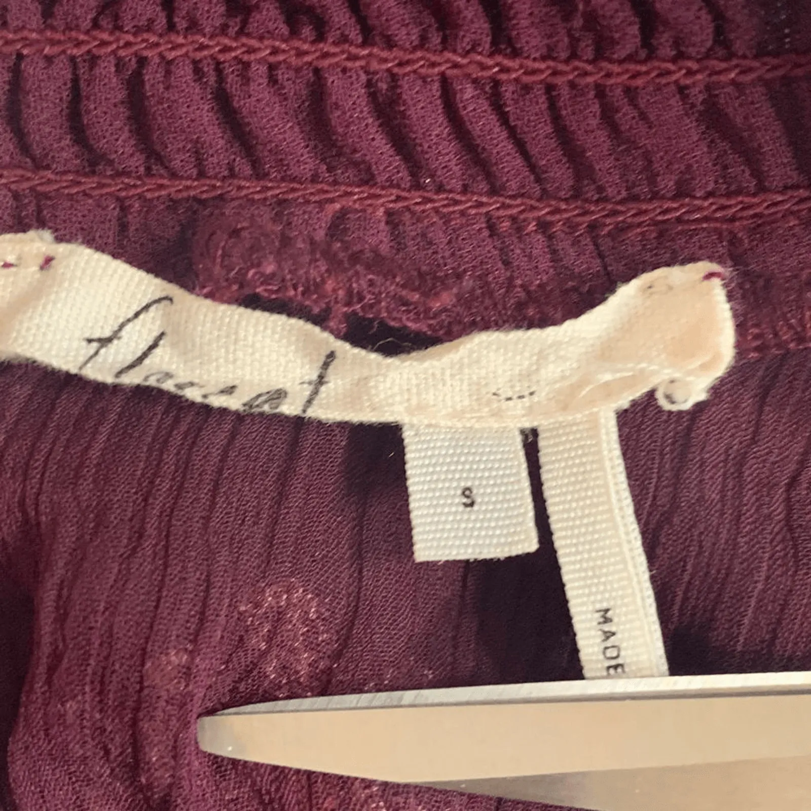 Floret Burgundy Embroidered Floral High Neck Sleeveless Flowy Top Size Small - Image 8