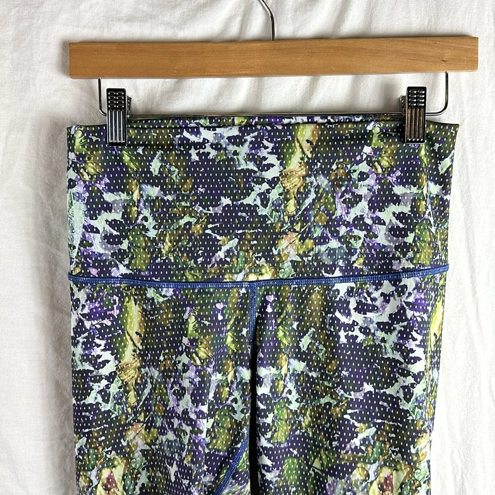 Lululemon Women's Wunder Under Crop II Luxetreme Roll Down Cropped Legging - Image 2