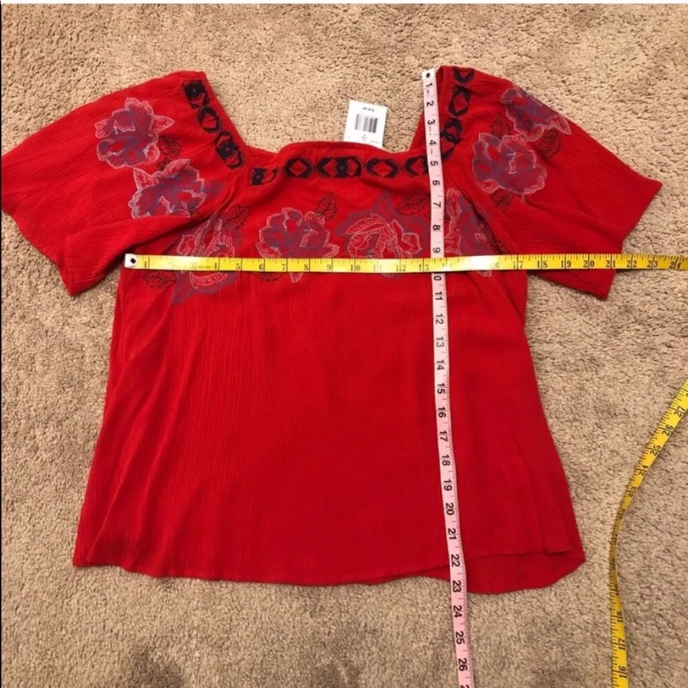 🆕 Floral embroidered red swing top blouse - Image 5