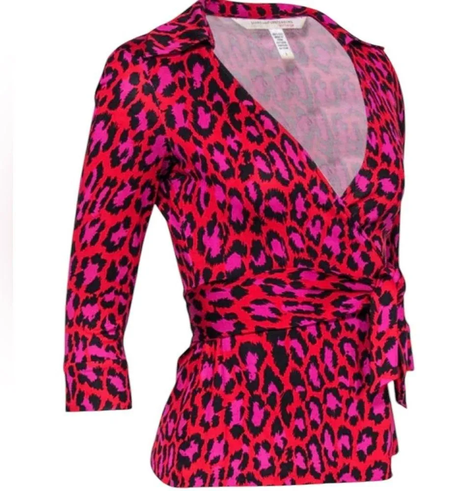 DIANE VON FURSTENBERG VINTAGE JILL WRAP SPOTTED CAT RUBY RED PINK SILK TOP 0 - Image 2