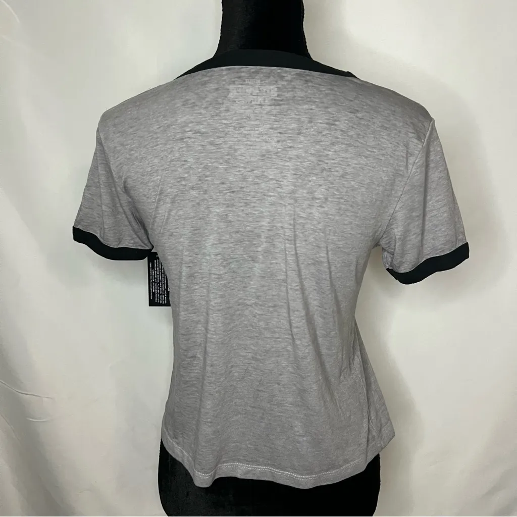 New Netflix Stranger Things Gray Graphic T-Shirt Size Small - Image 3