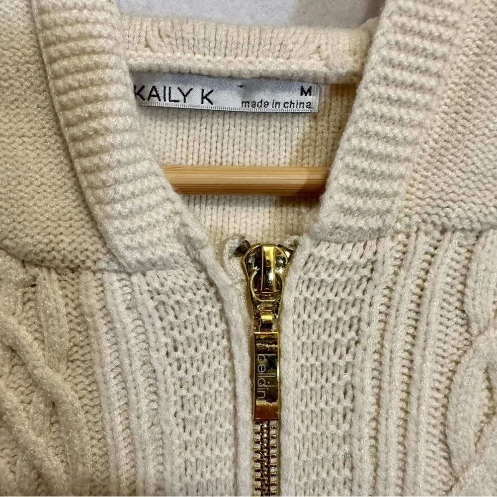 Women’s Cable Knit Jacket Hooded Sweater Zippered Size M Size M - Image 4