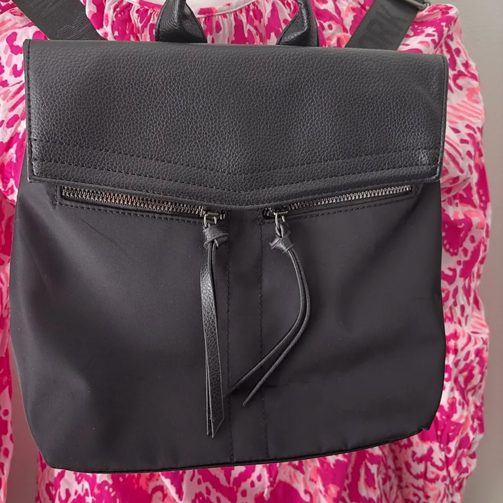 Botkier  BackPack - Image 3