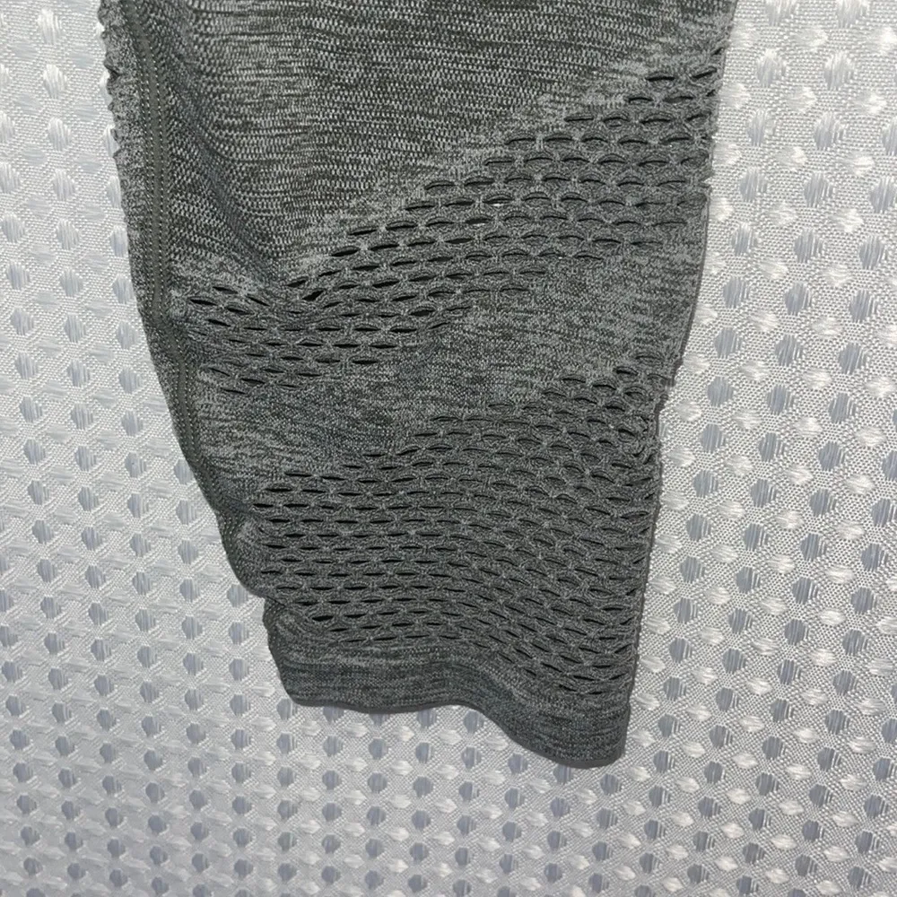 Victoria Secret PINK Seamless Gray Greenish Laser Cut Leg High Waist Leggings, M - Image 2