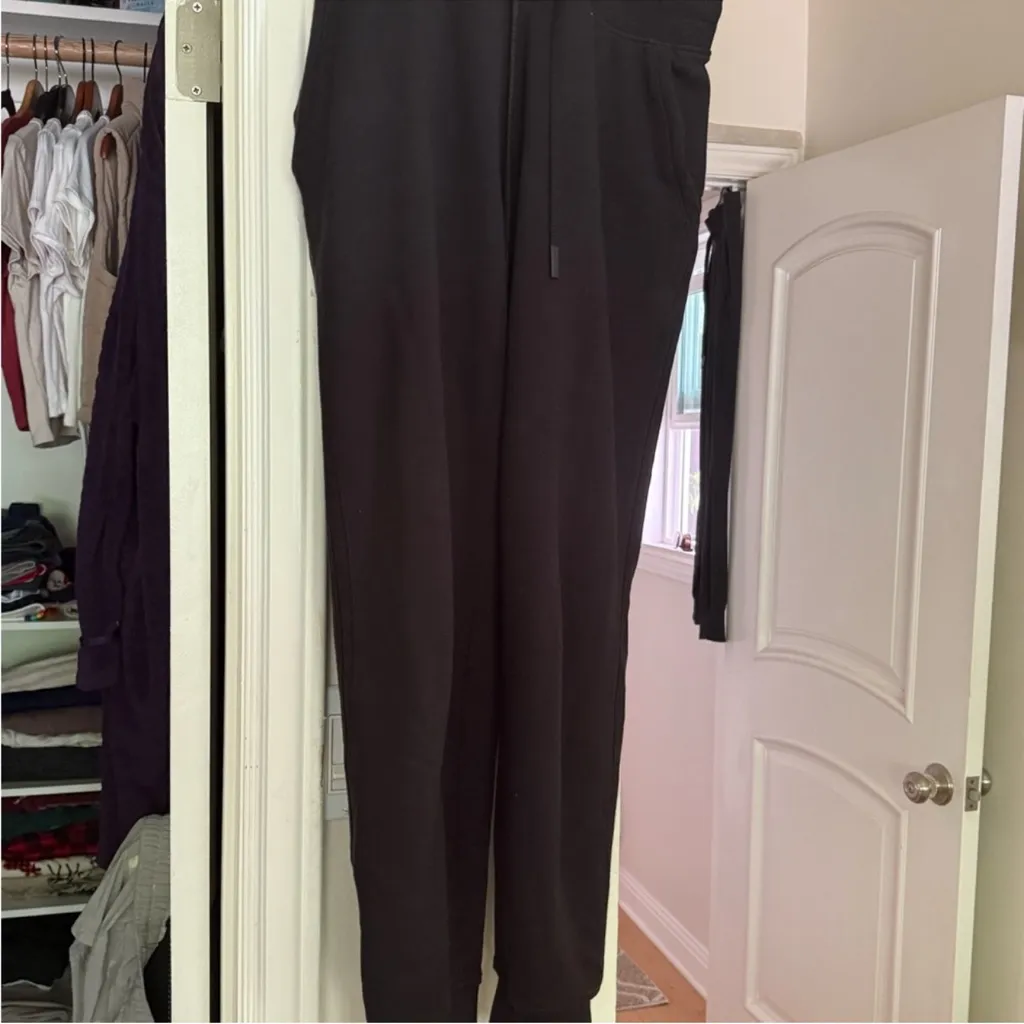 Lululemon Athletica Dark Blue Joggers Size 8 - Image 5