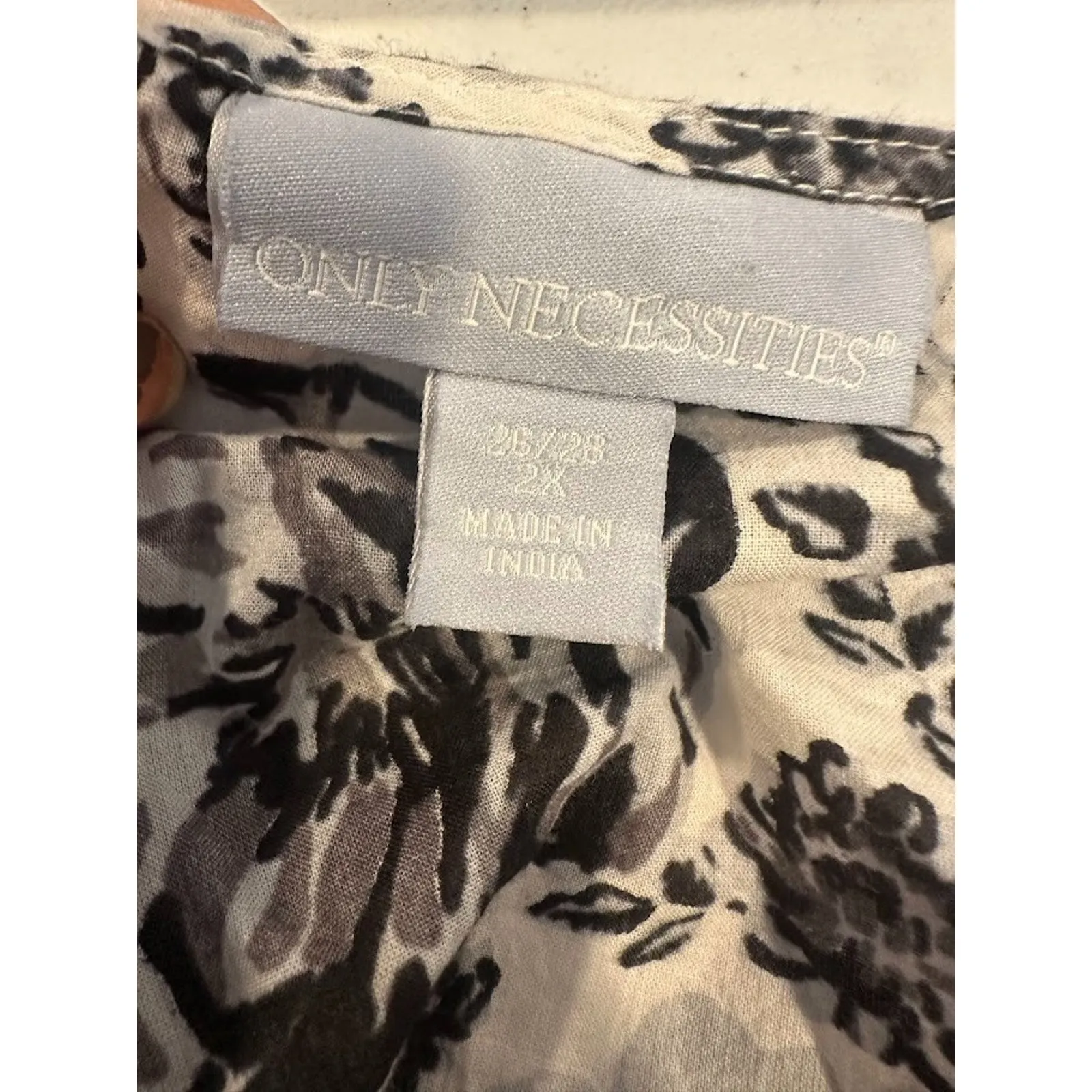 Only Necessities Size 2X Black White Rose Floral Nightgown Ribbon Eyelet Trim - Image 7