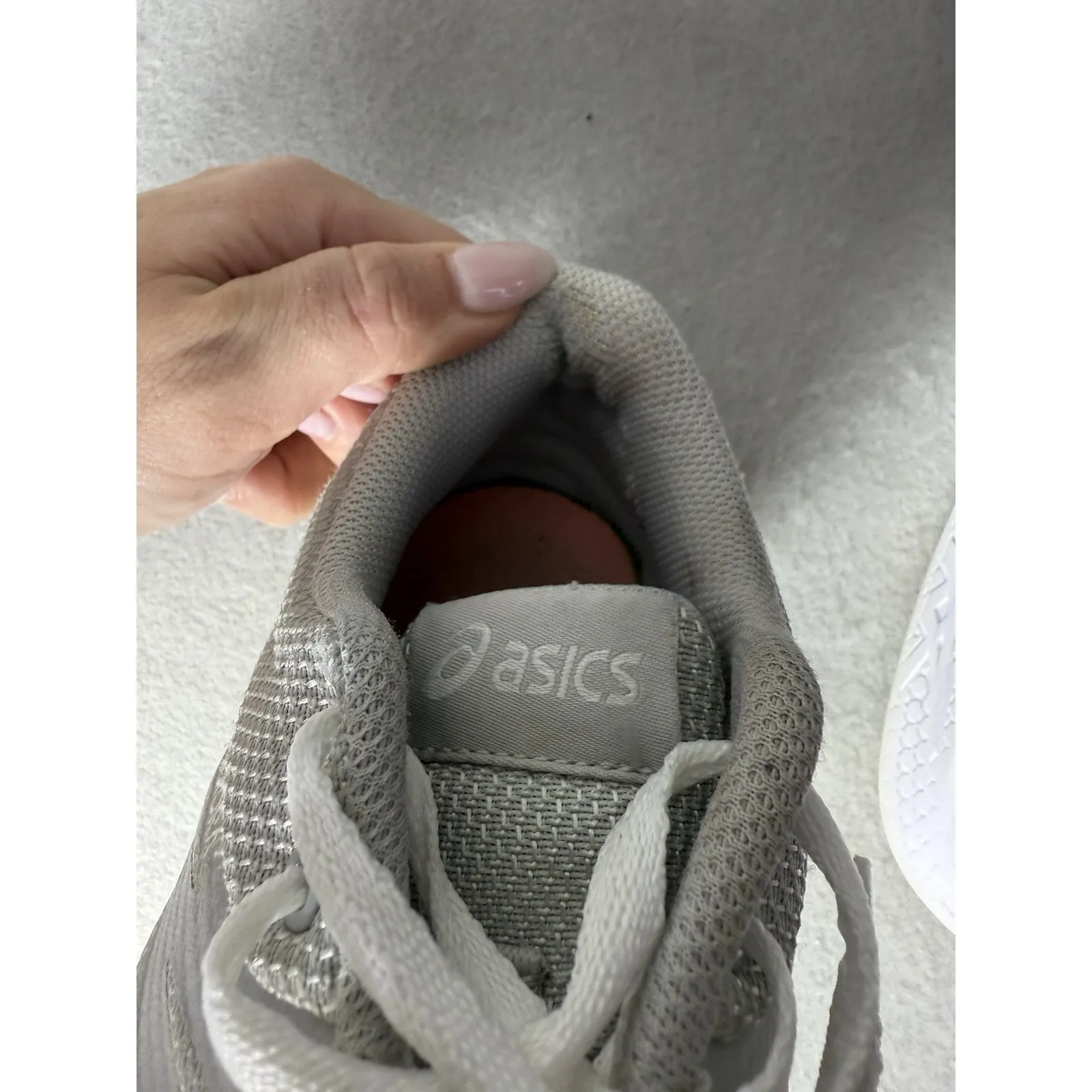 Asics Women’s Comutora in Glacier Grey/Glacier Grey White Size 8.5 - Image 13