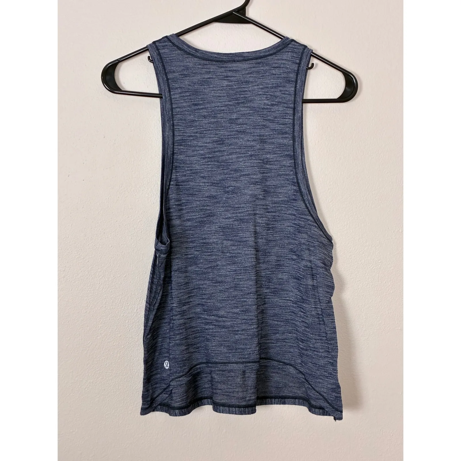 Lululemon Muscle Tank Top Size Estimated to be Small (see details) (G1) - Image 2