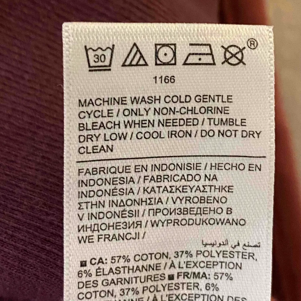 Athleta Women Burgundy Red Purple Thumb Holes Colorblock Pullover Sweater Size M - Image 4