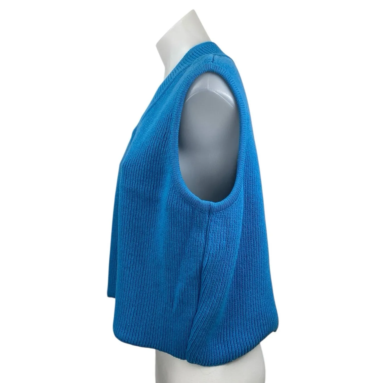 AVN Women's Blue Sleeveless V Neck Knit Boxy Crop Tank Sweater Vest Top Size 12 - Image 2