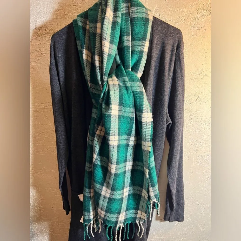 JCREW NWT green navy plaid scarf-English Countryside vibe- gorgeous colors - Image 7