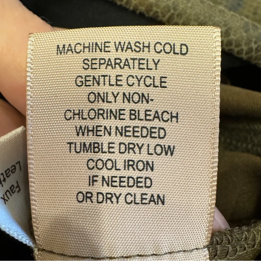 Philosophy Snakeskin Print‎ Leggings Pants XL - Image 6