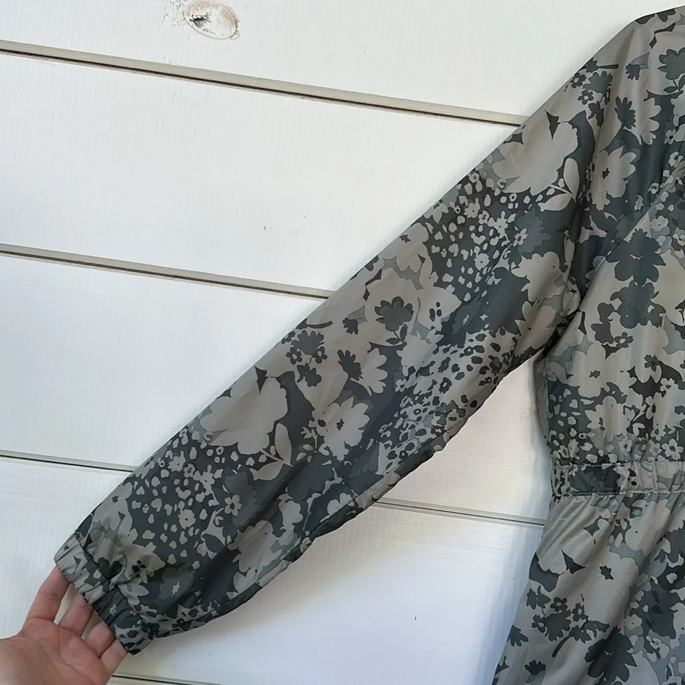 Maurices Green Mix Camo Cinch Waist Windbreaker Jacket NEW Size Medium - Image 12