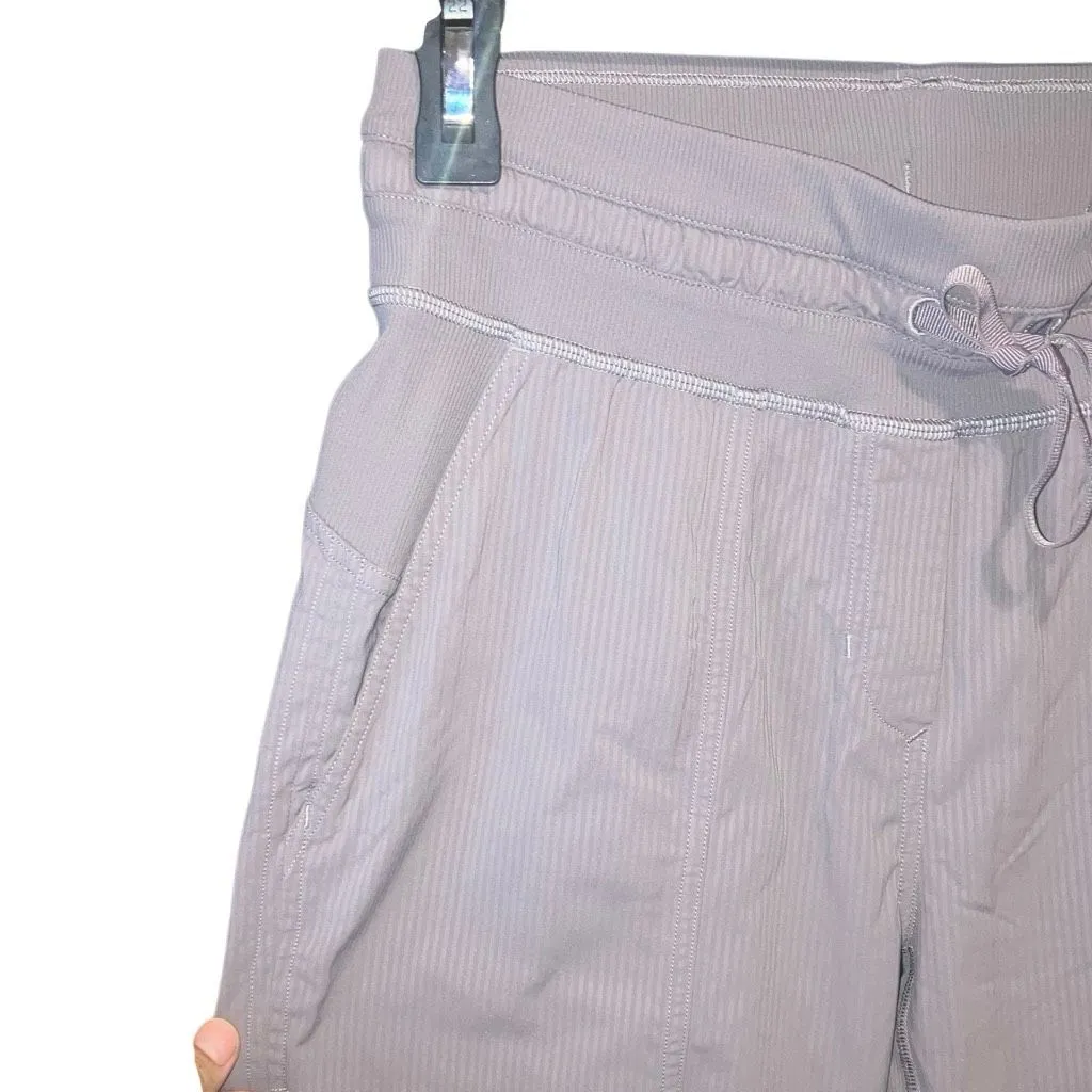 Lululemon Dance Studio Crop 25" Dusky Lavender Active Pants Size 4 #762 - Image 8