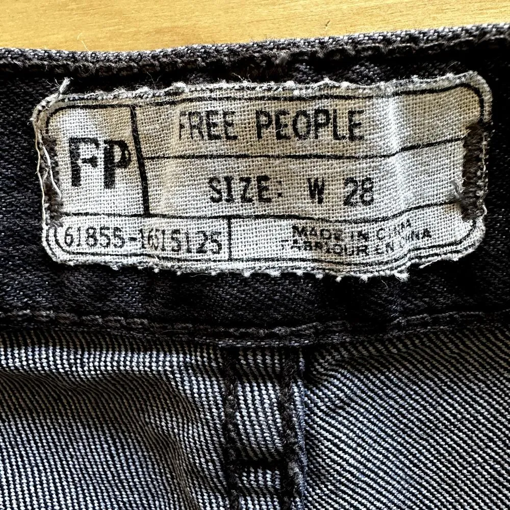 Free People Lace Hem Jean Shorts Mid Rise Casual Denim 100% Cotton Black 28 - Image 3