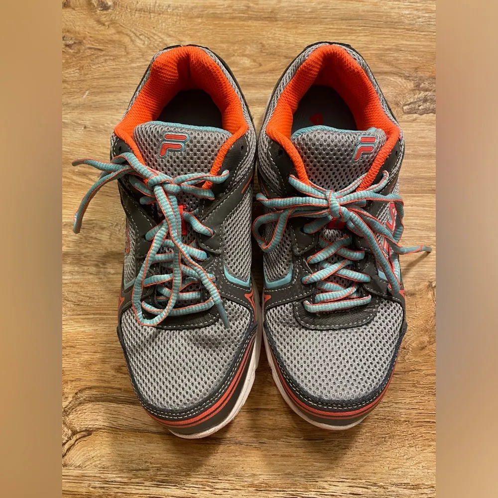 Fila Womens Size 6.5 Soar 2 5HR18027-082 Gray Running Shoes Sneakers - Image 2