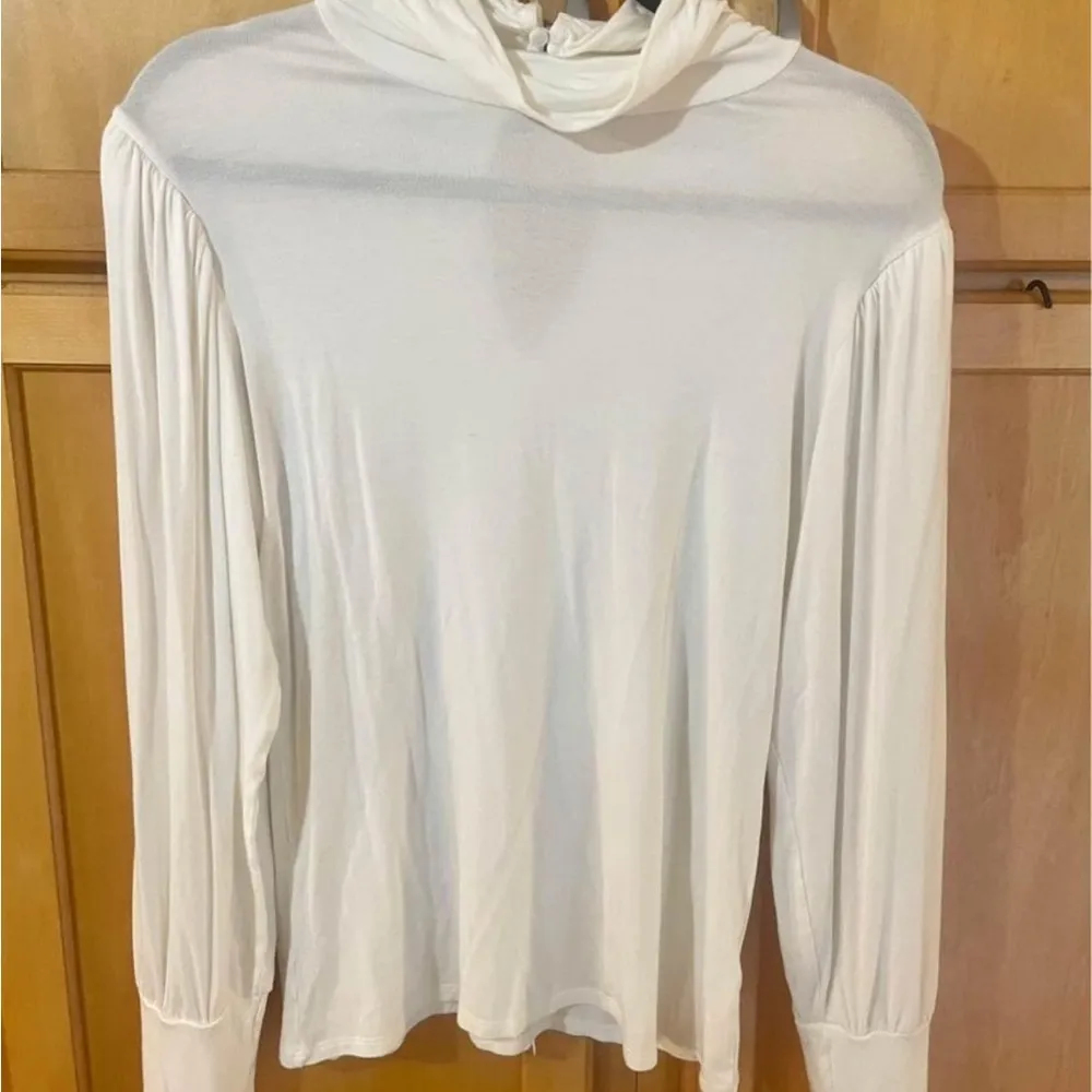 Lantern Sleeve Shirt Size L - Image 4