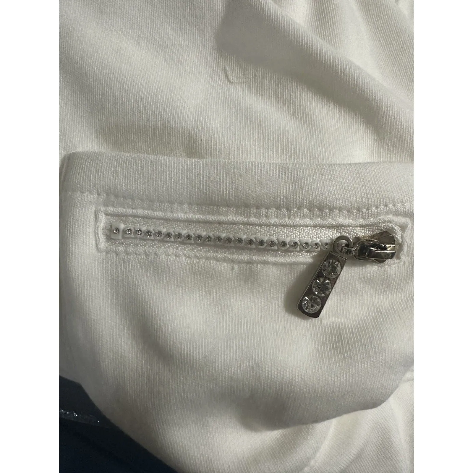 Quacker Factory V Neck Short Sleeve White Top W/ Zip Rhinestone Accent Pocket 3X - Image 4
